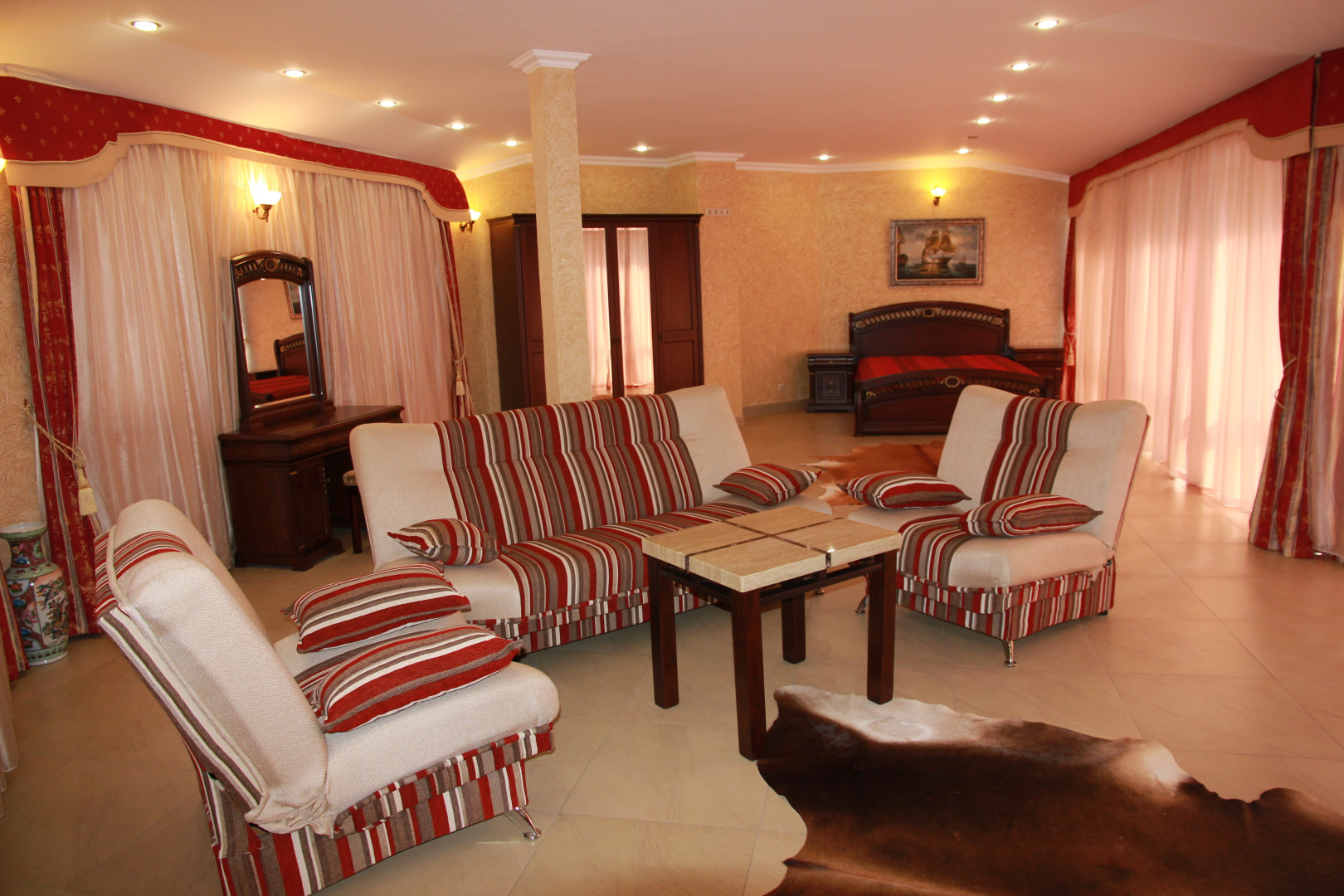 Отель Корсар