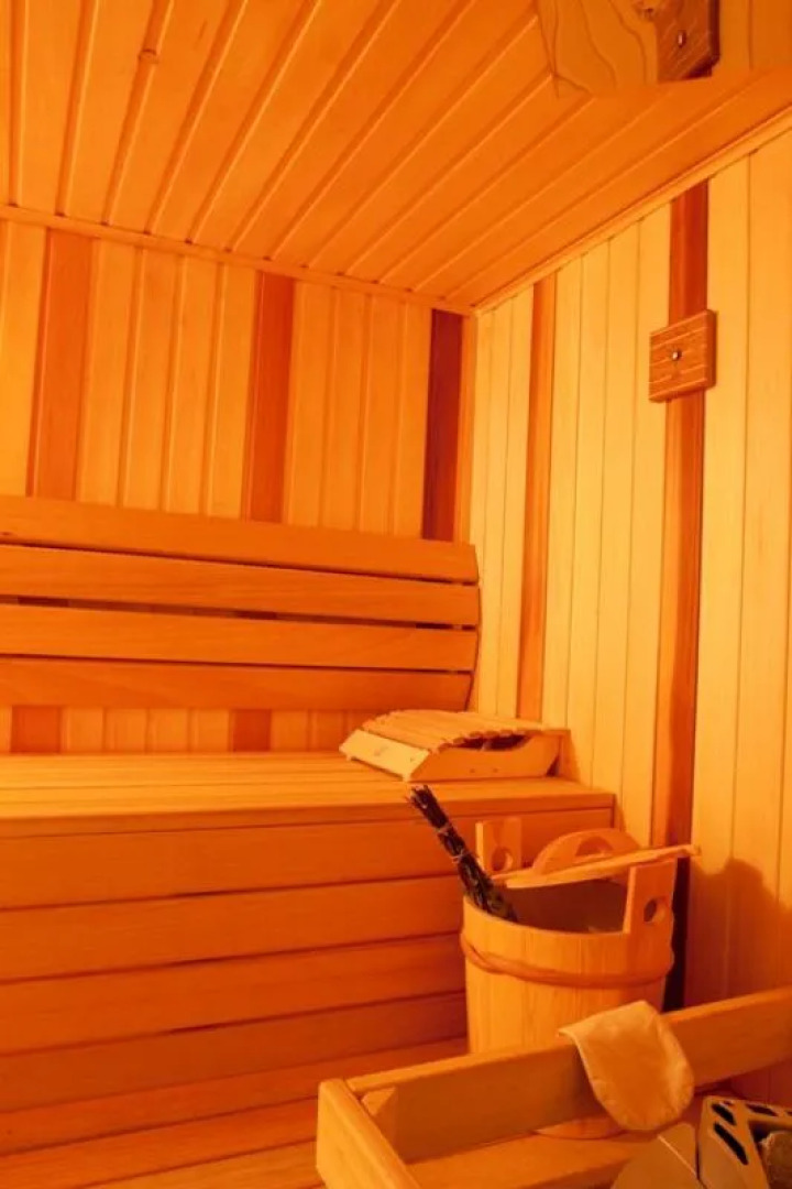 Отель Лекко