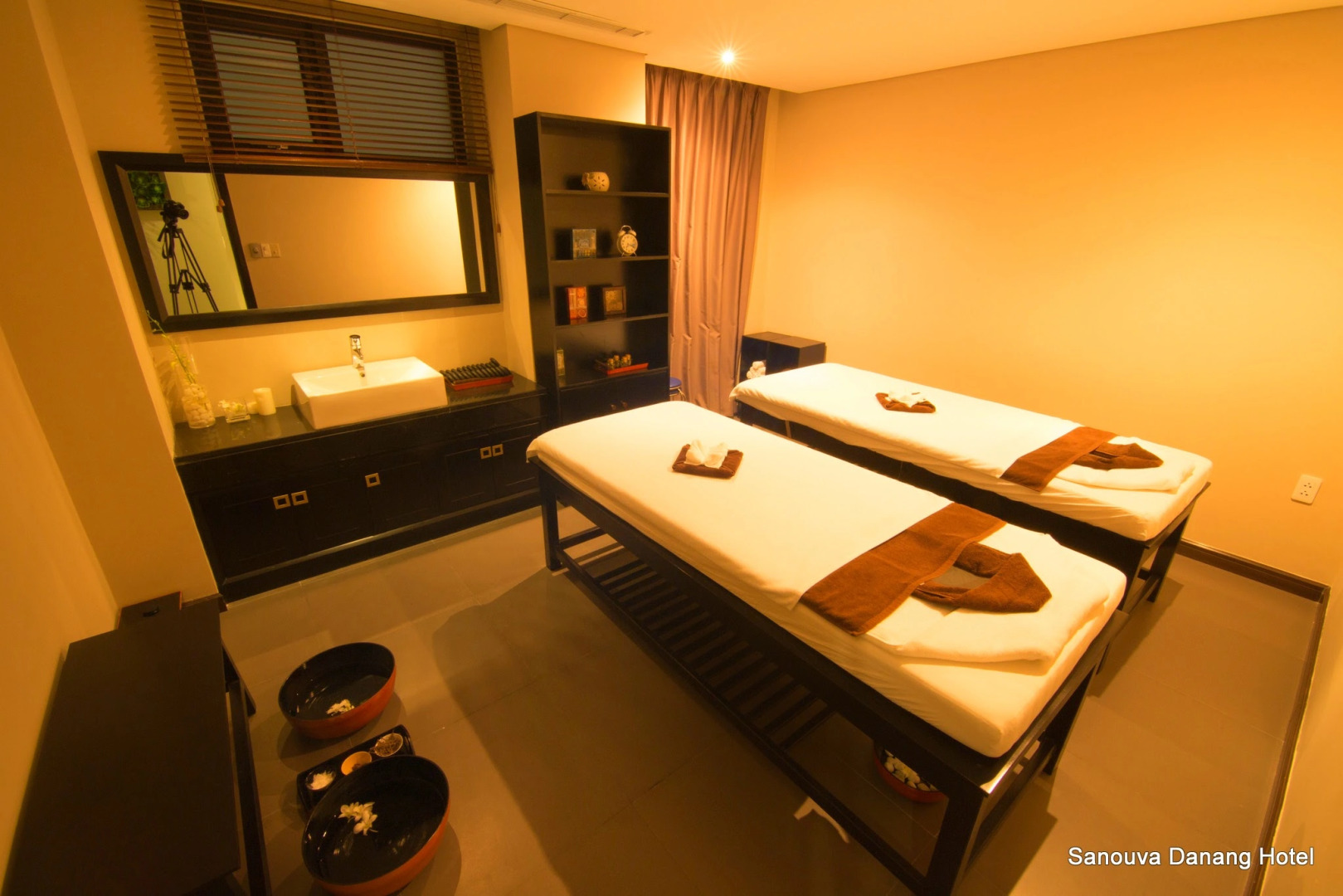 Отель Sanouva Danang