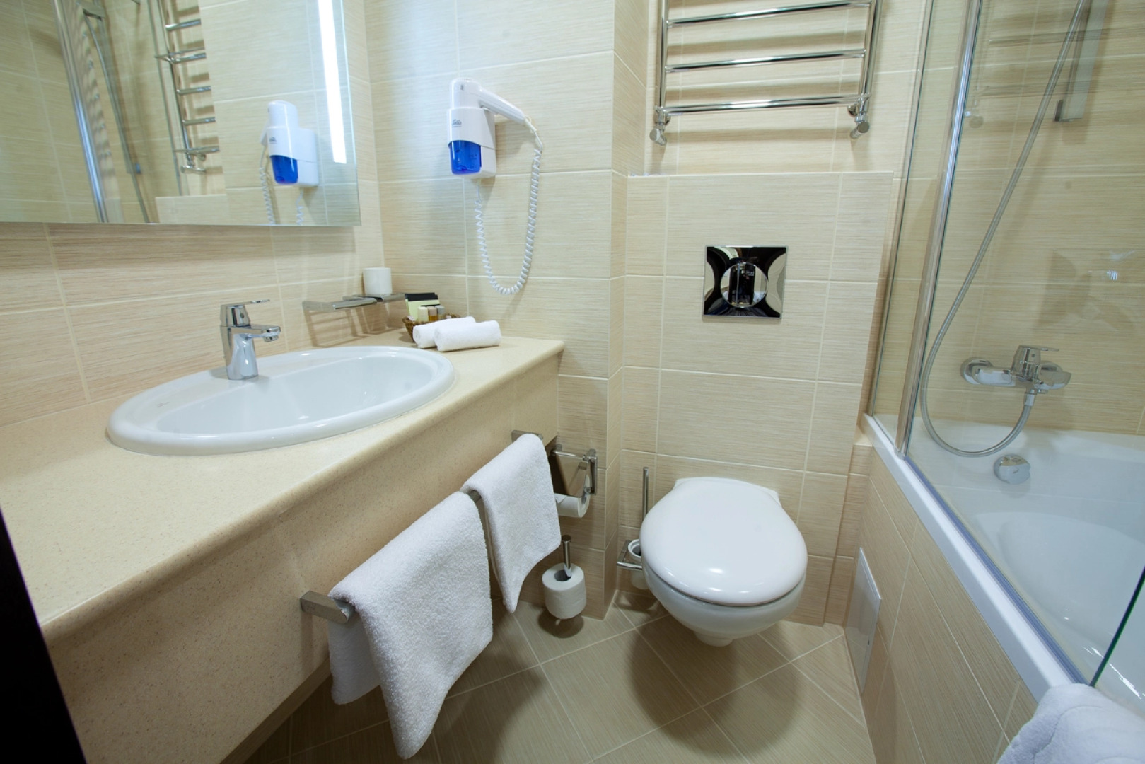 Отель Premier Dnister