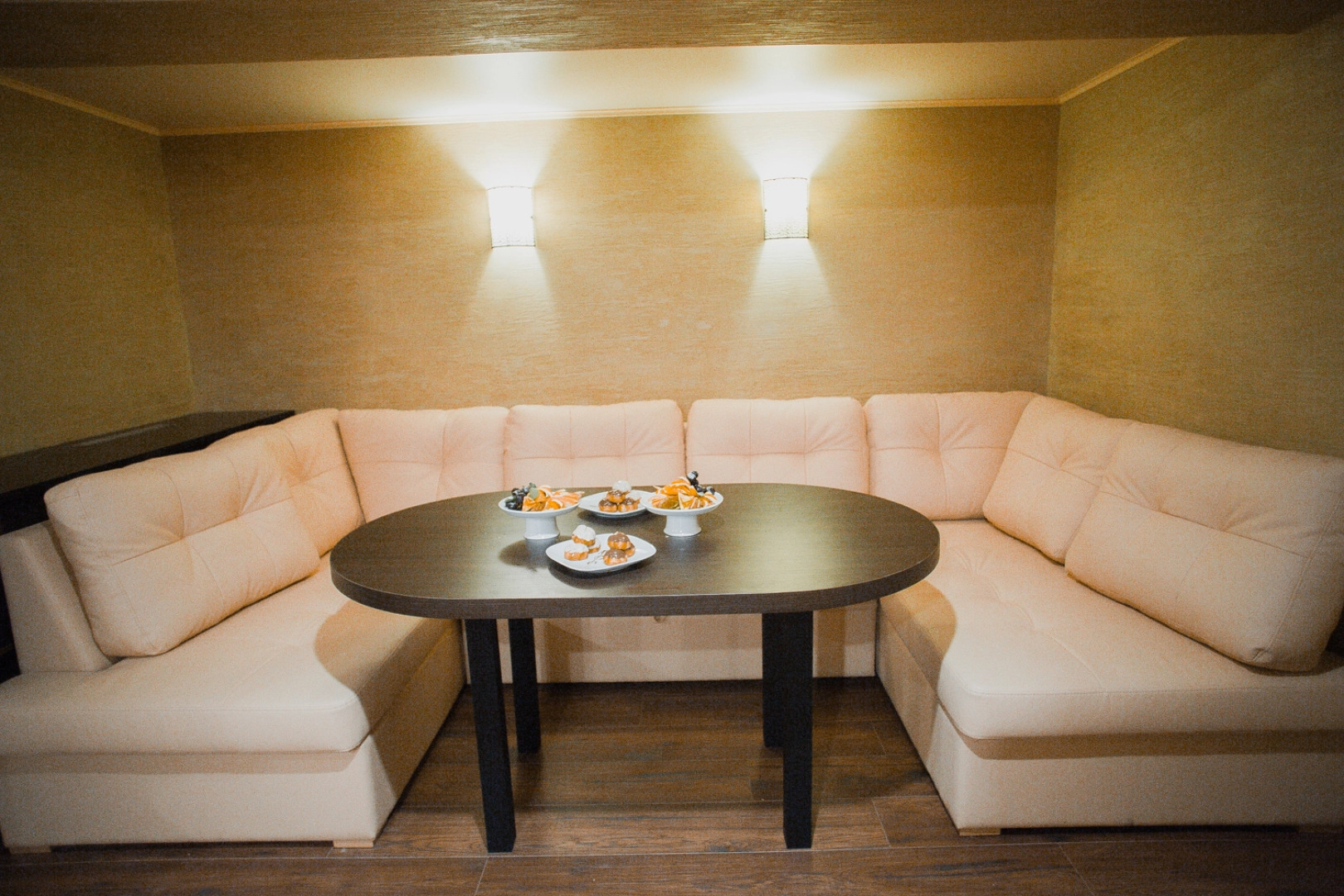 Гостиница Октябрьская