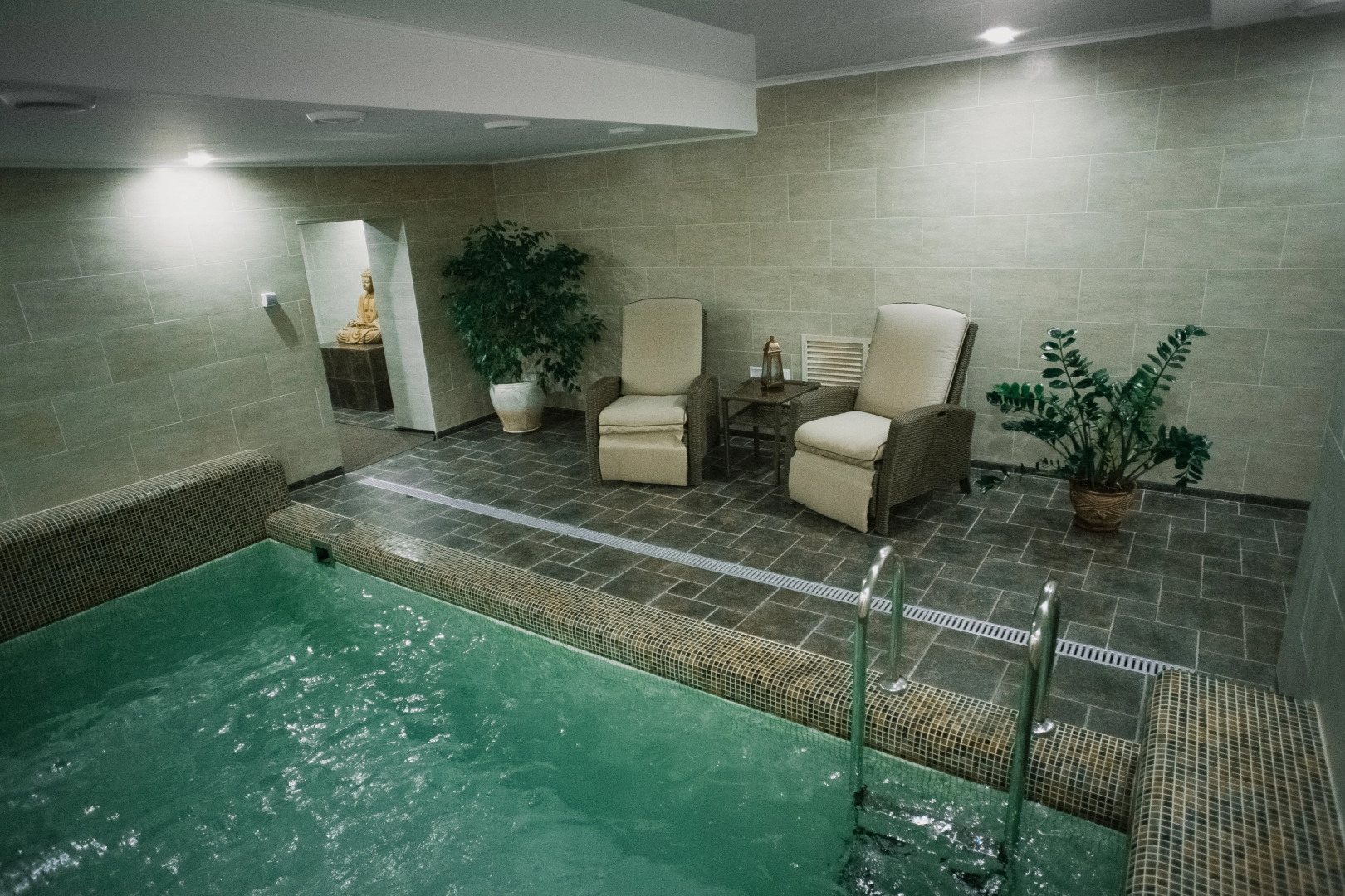 Гостиница Октябрьская