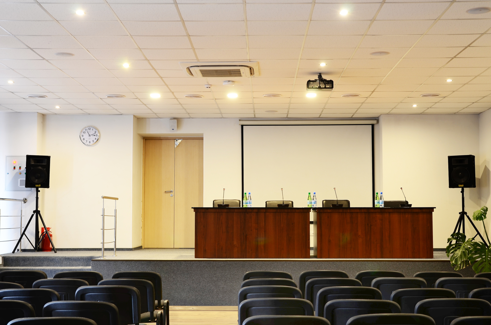 Отель Атлантика (бывш. Оптима)