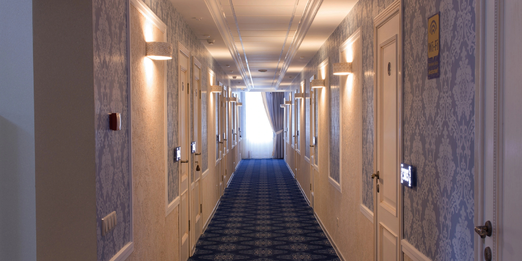 Отель Алекс Резидентс Хотелс