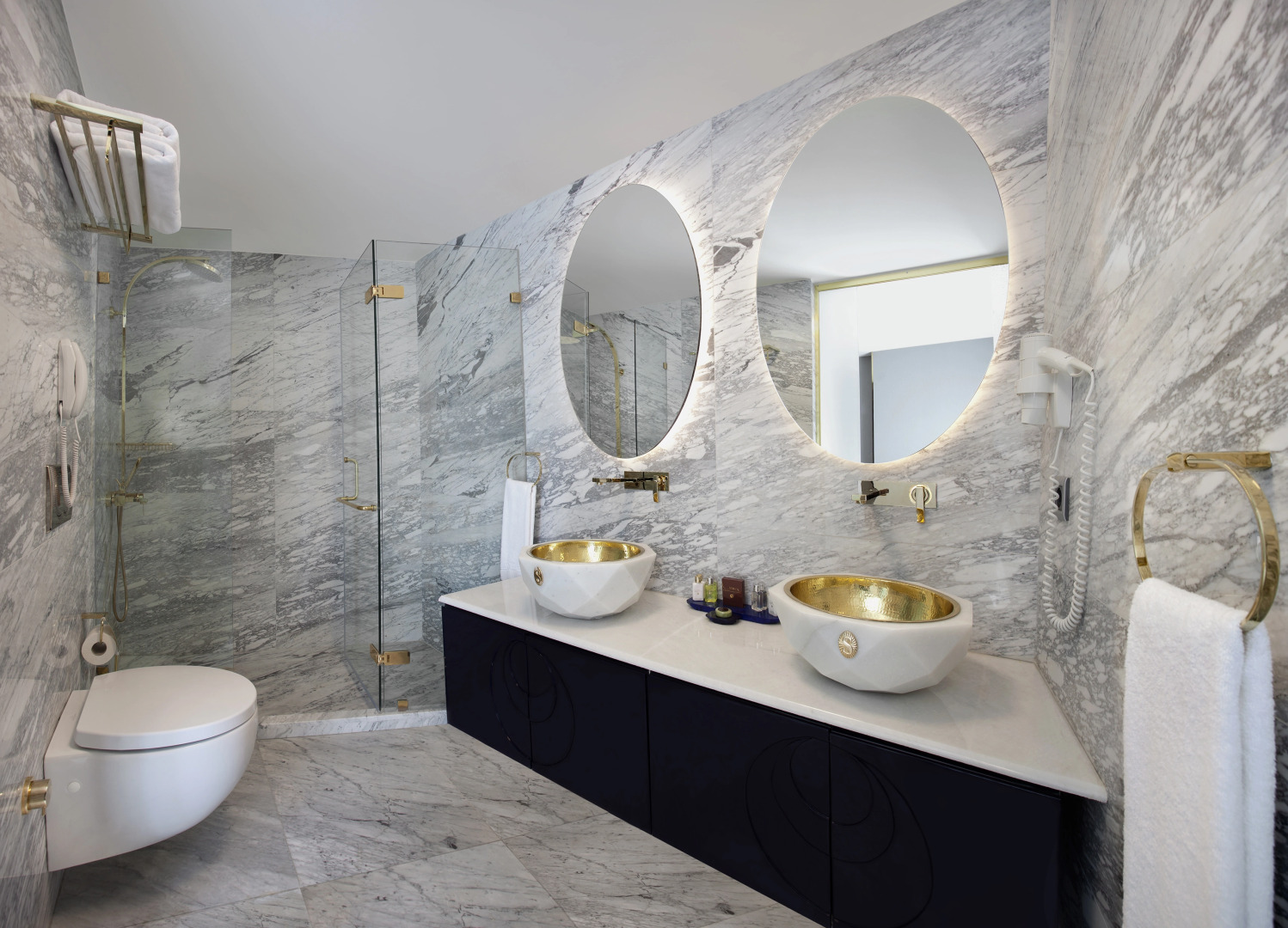 Sura Design Hotel and Suites 