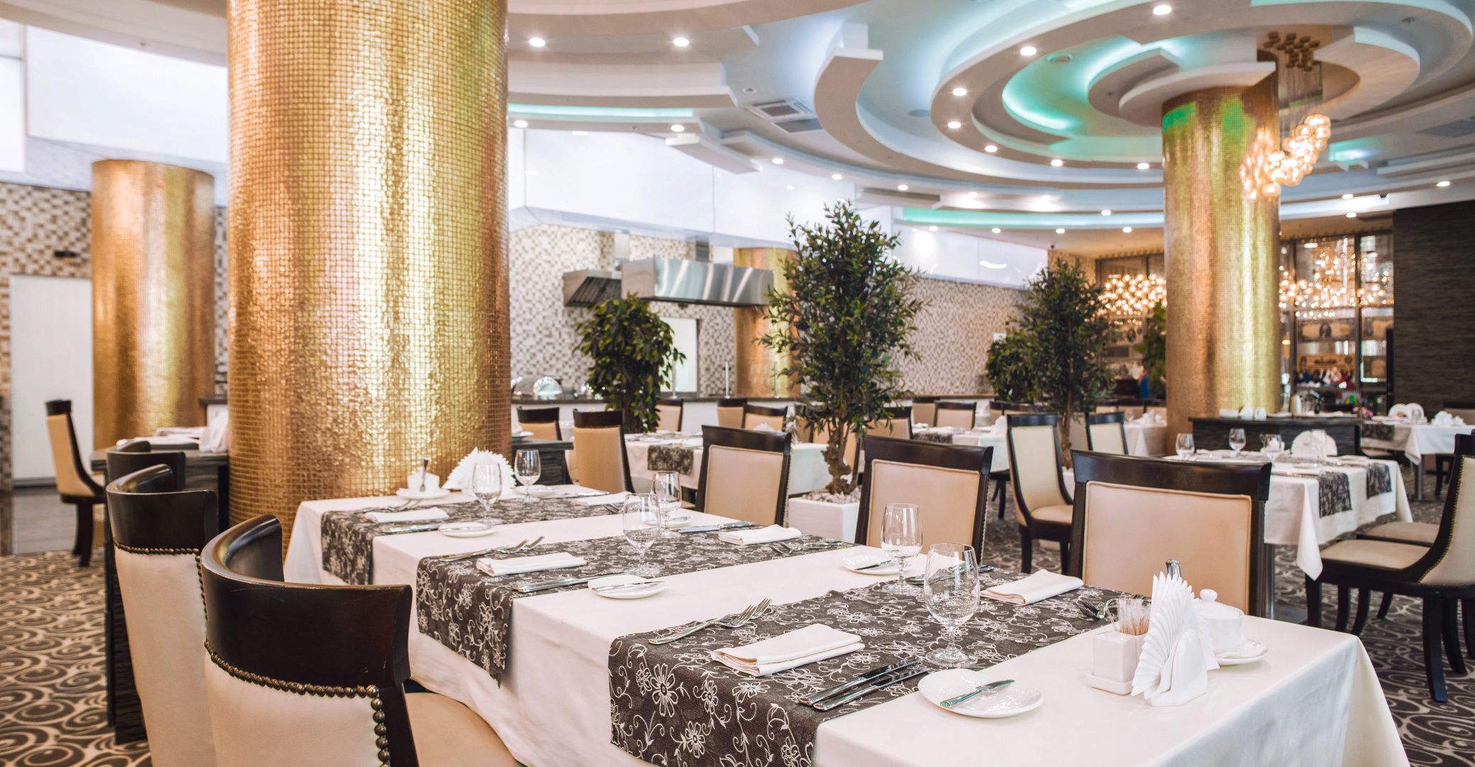 Отель Ramada by Wyndham Kazan City Centre