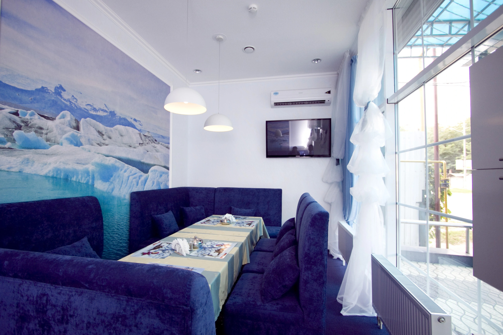 Отель Айсберг