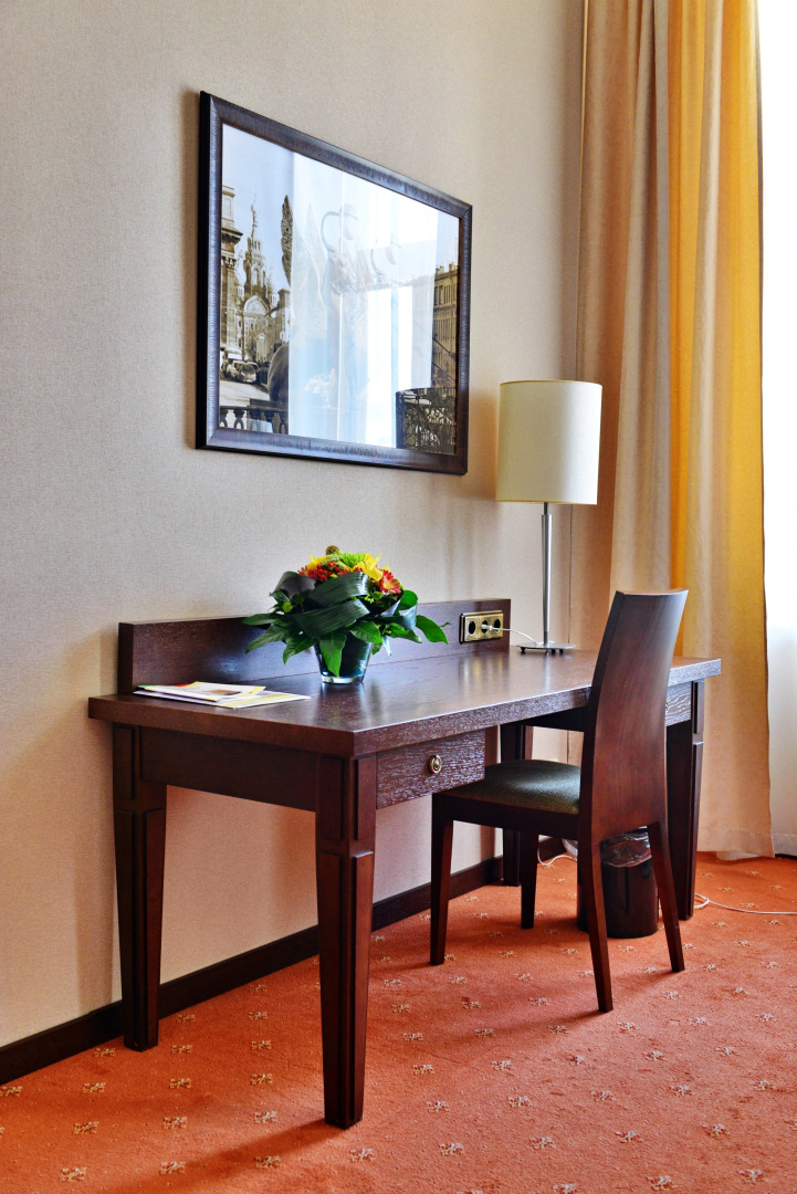 Отель Петро Палас 