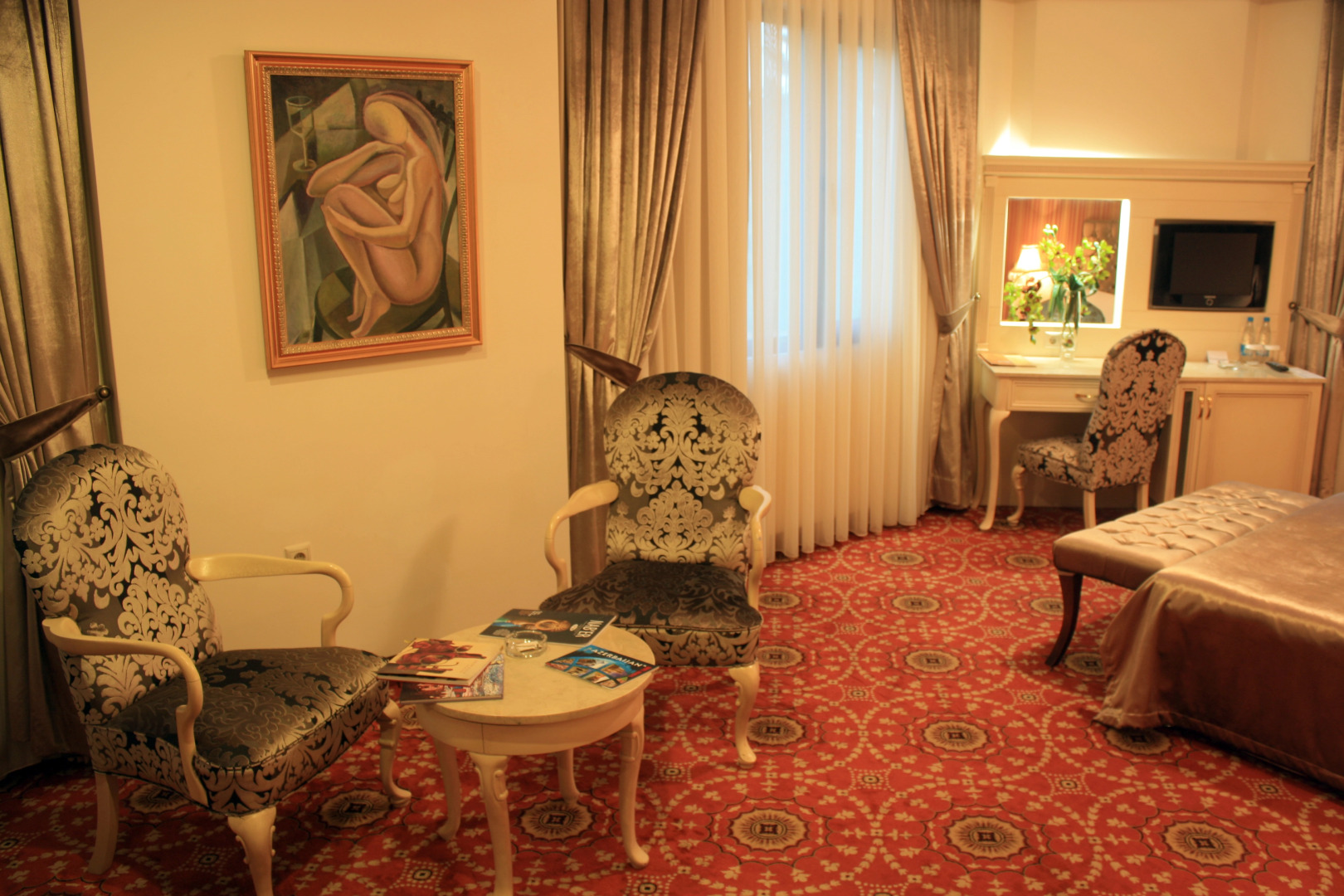 Отель Атропат