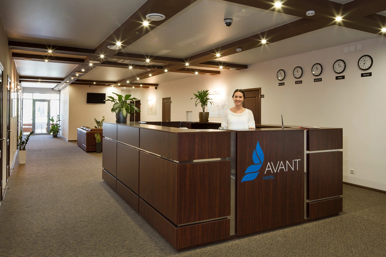 Отель Avant