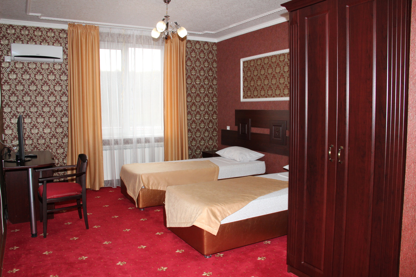 Отель Премьер