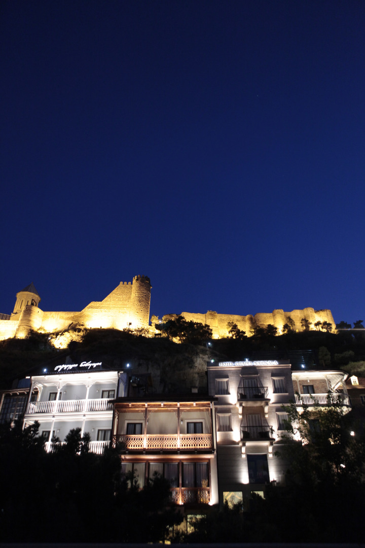 Отель Citadel Narikala