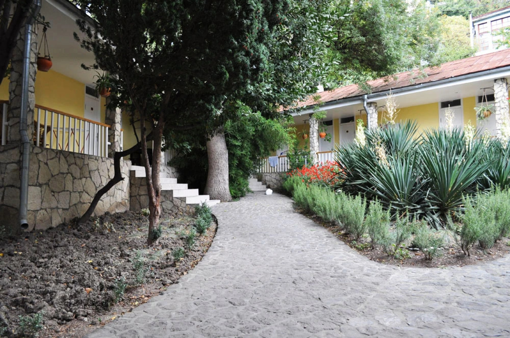 Меблированные комнаты Летний Дворик