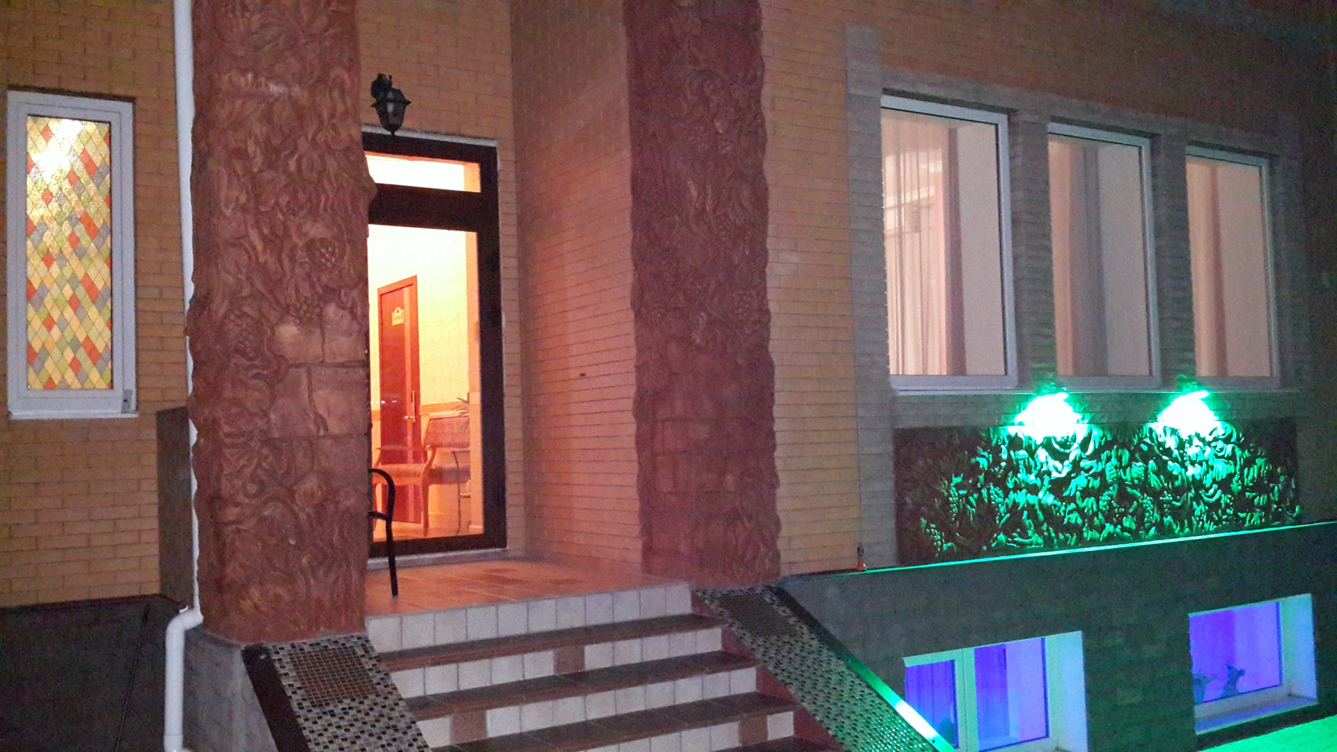 Отель Честный Чехов