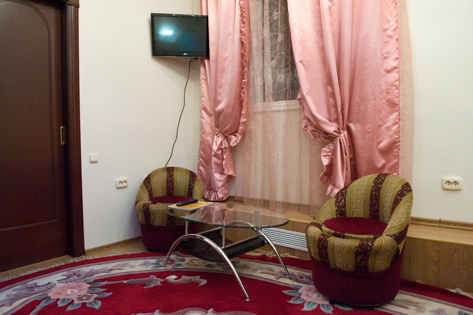 Отель У Двух Львов