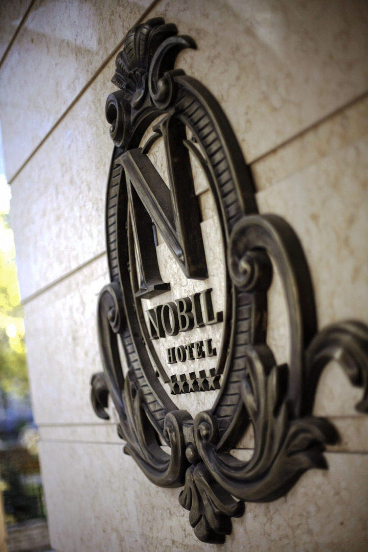Отель Nobil Luxury