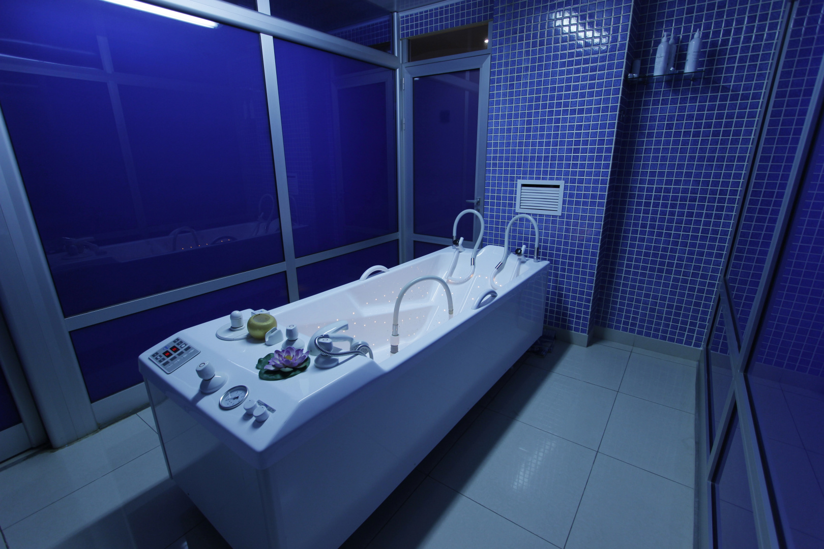 Отель Aquapark Hotel & Villas