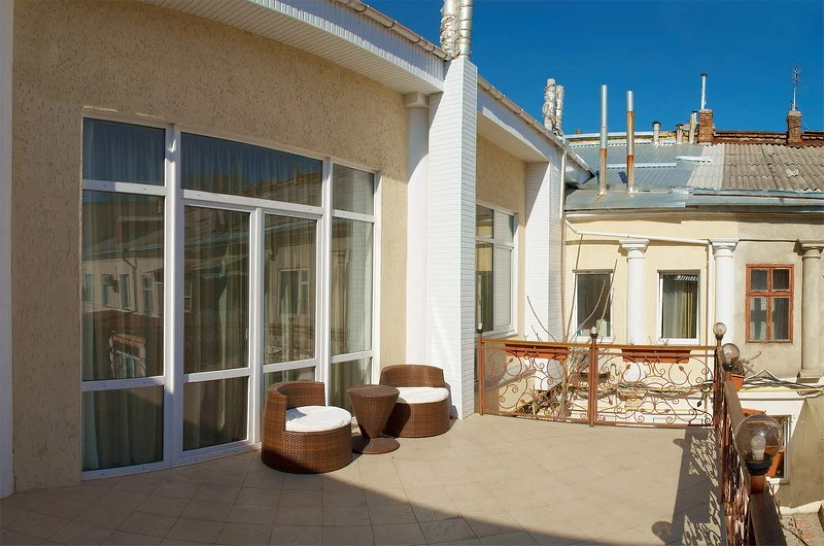 Апартаменты Bunin Suites