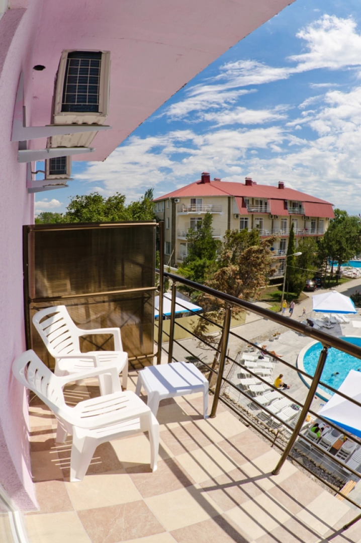 Пансионат Творческая Волна