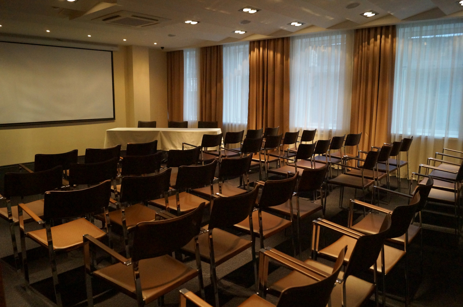 Отель Ost West Hotel Ост Вест