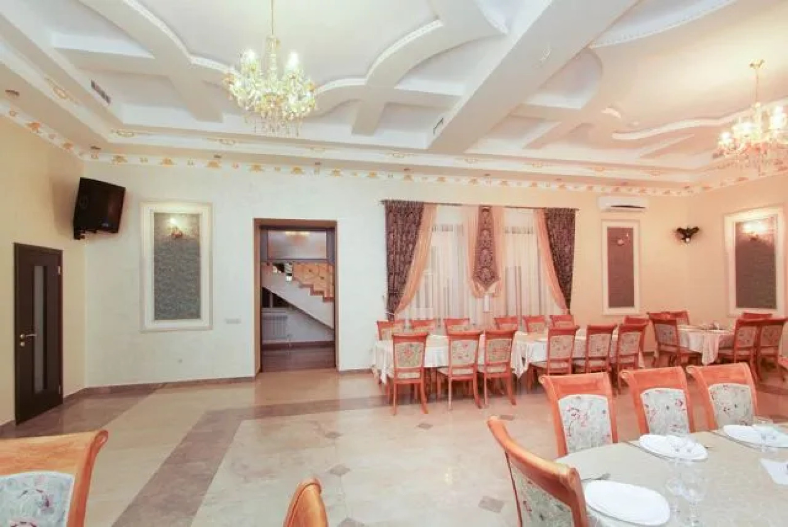 Отель De Luxe