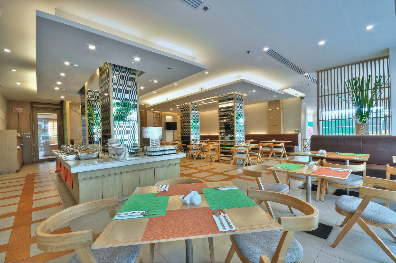 The ASHLEE Plaza Patong Hotel & Spa