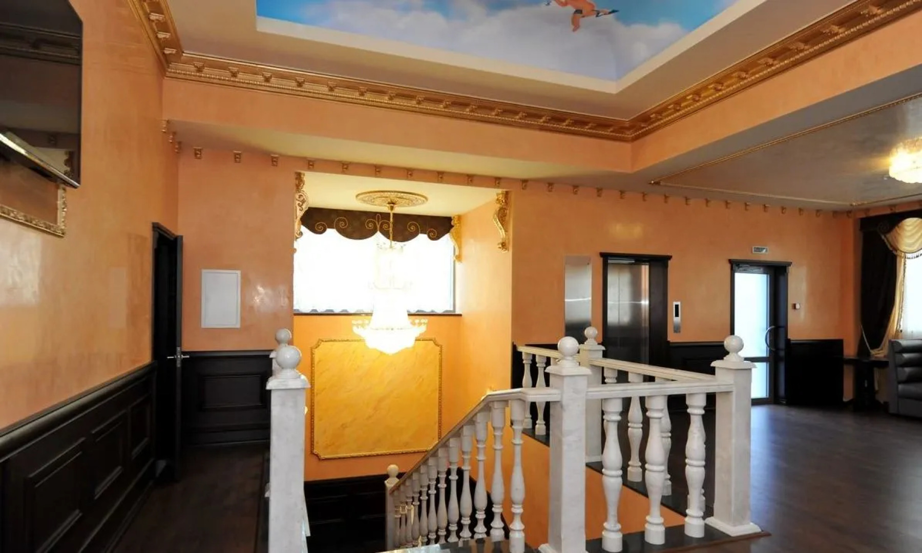 Отель Плаза