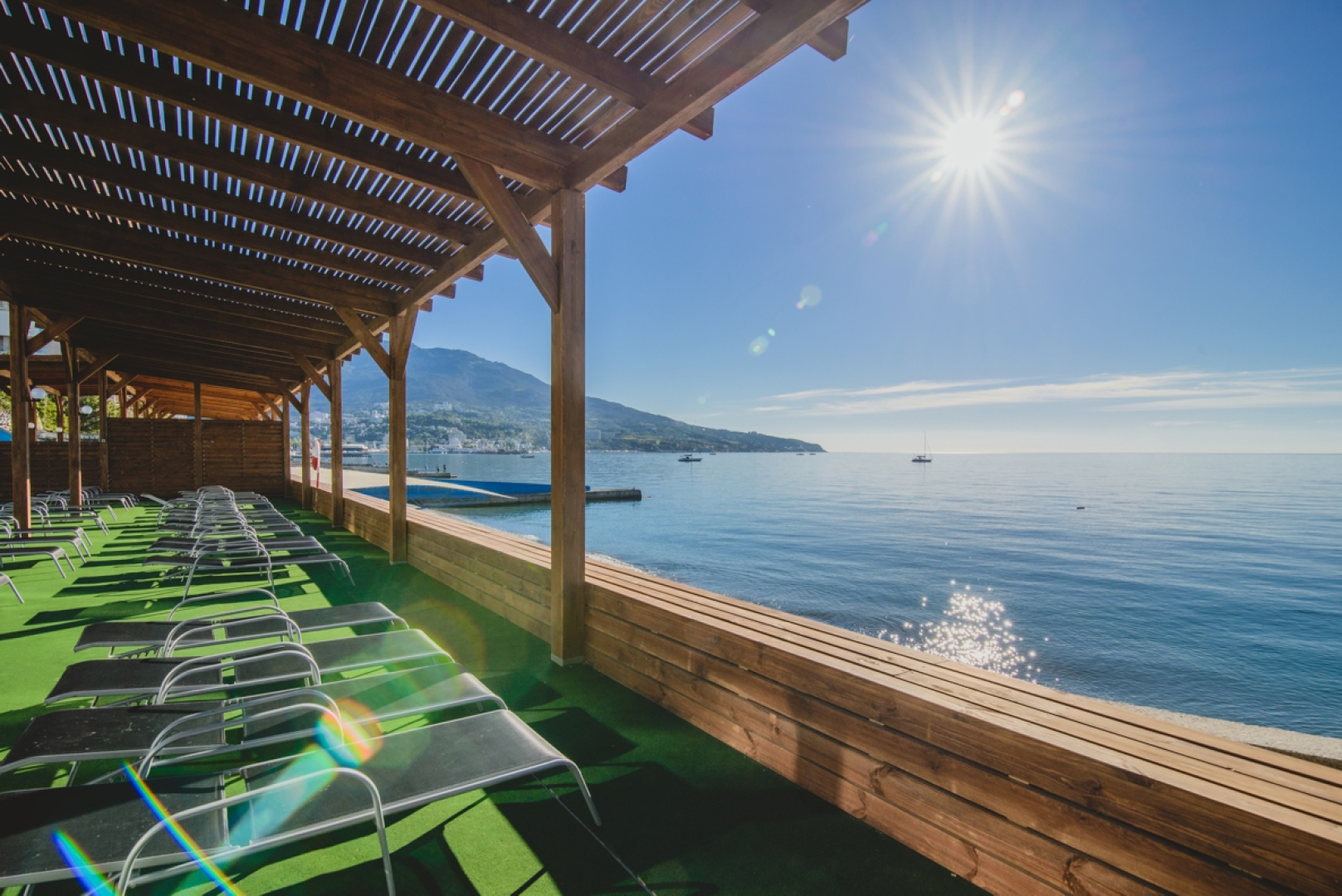 Отель Левант