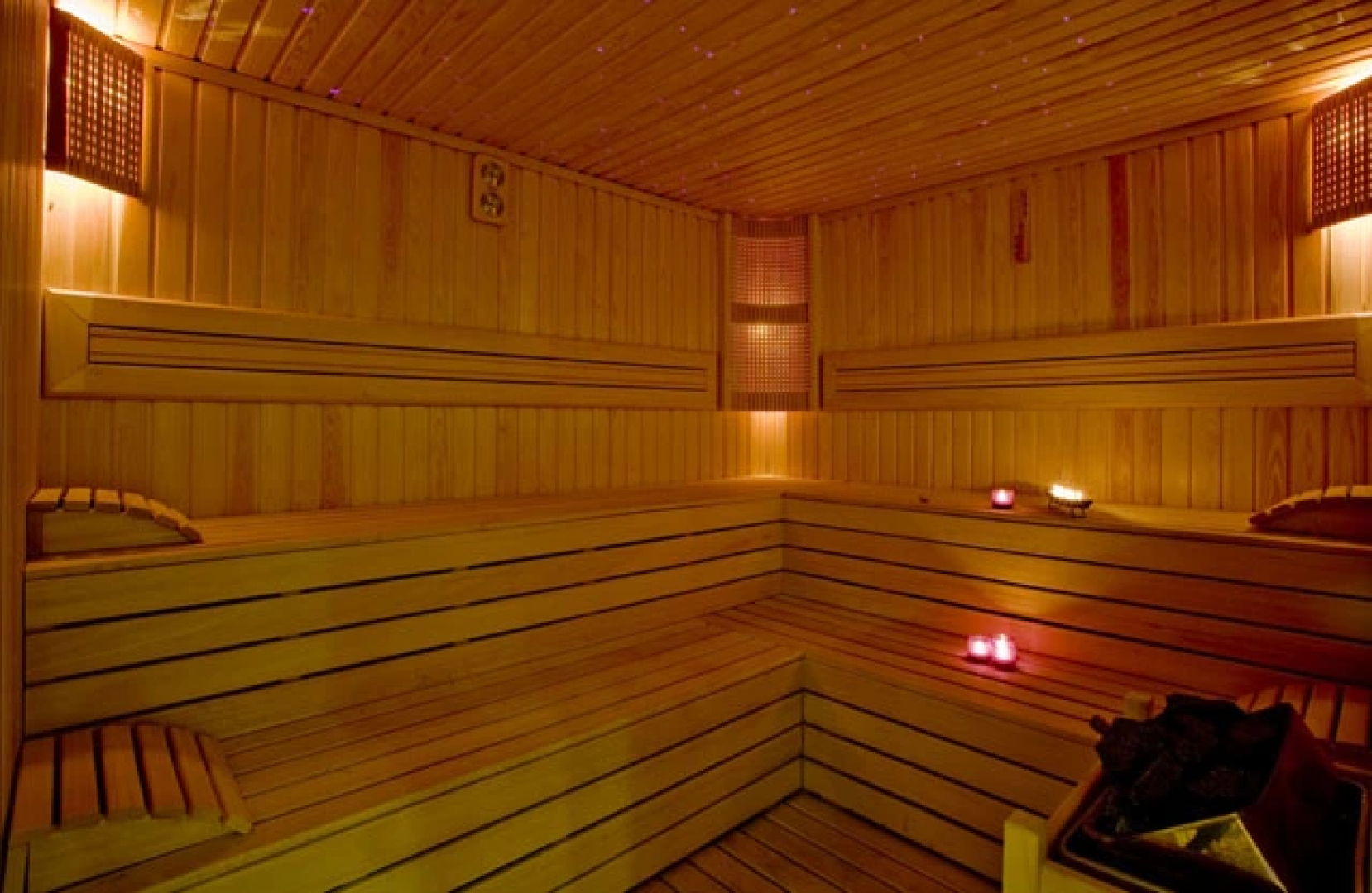 Отель Glk Premier Regency Suites & Spa