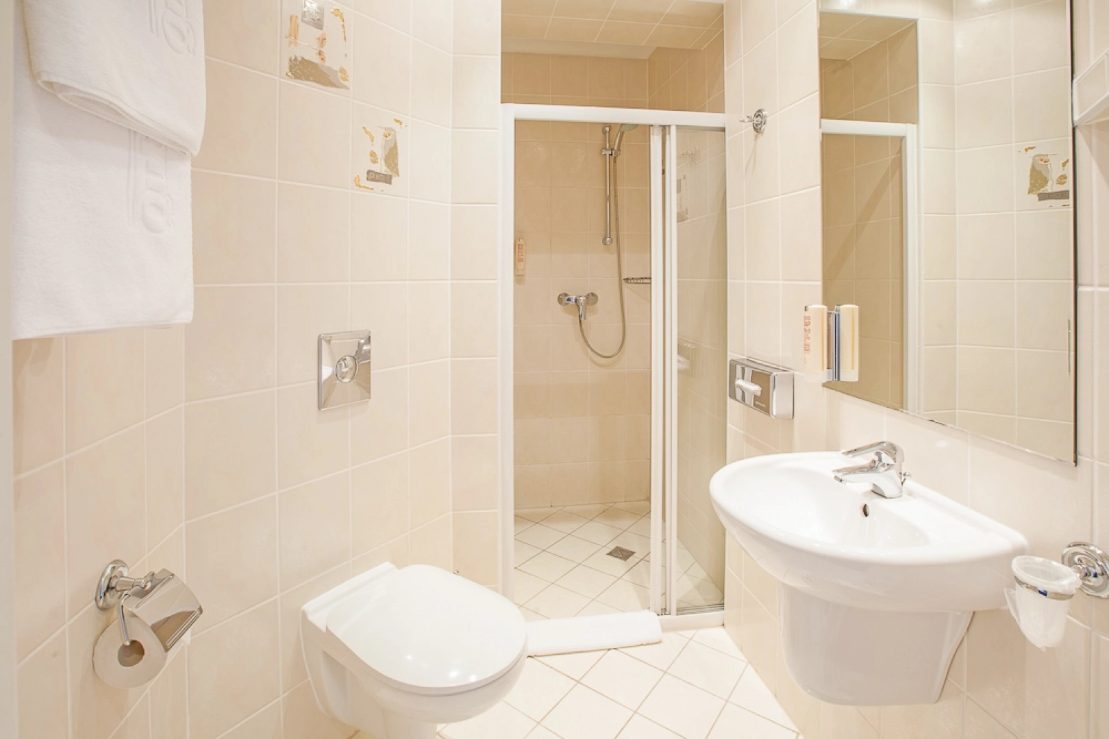 Qubus Hotel Glogow