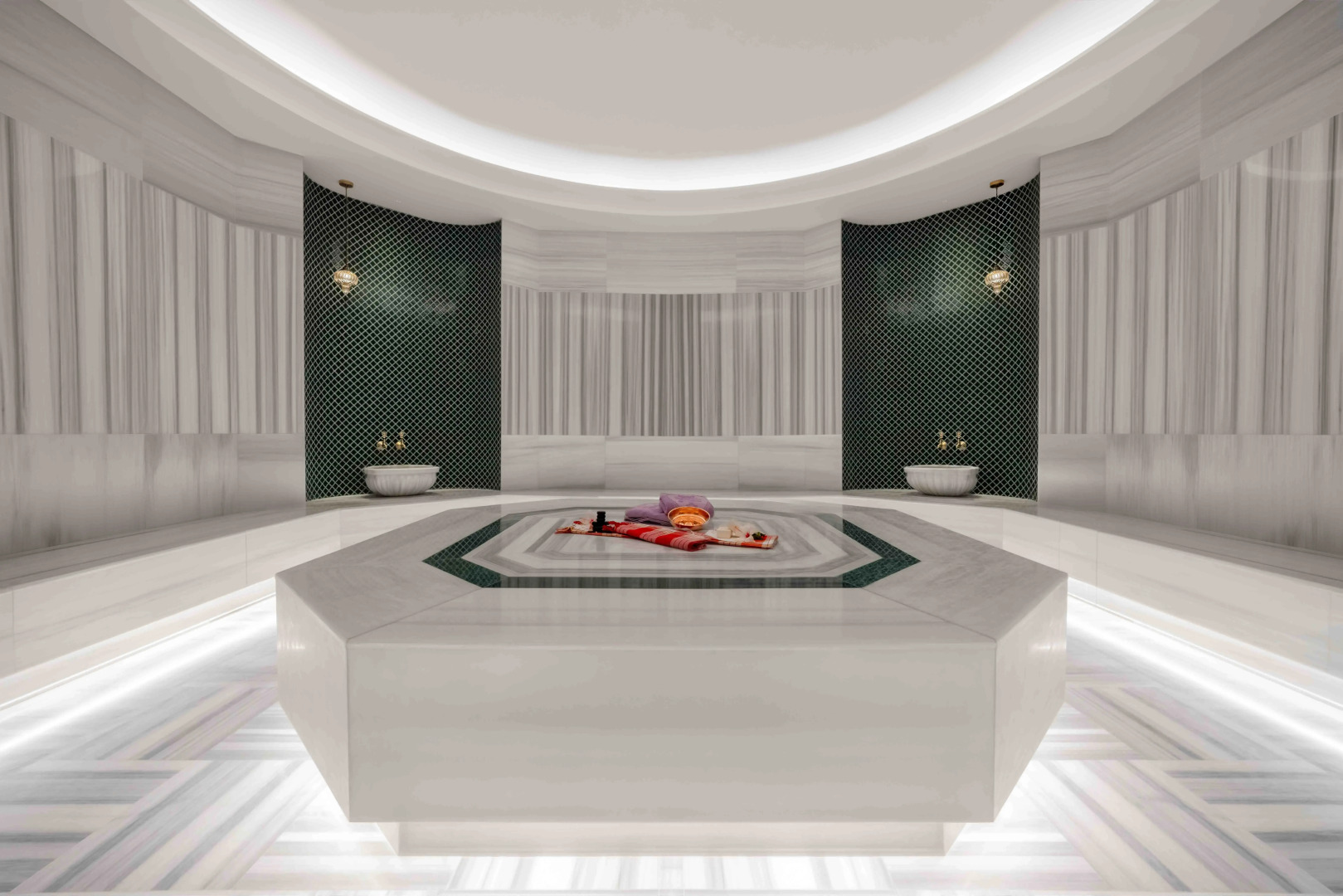 Merit Royal Gardens Hotel & Casino