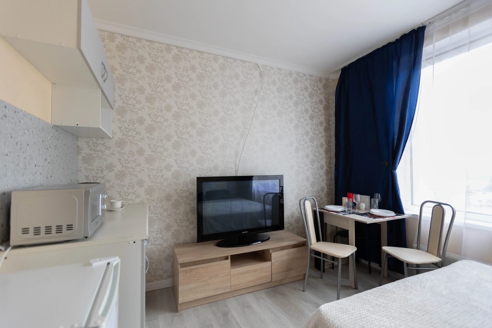 Апартаменты студия на Липовой Рощи