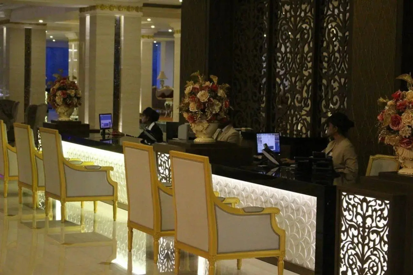 Отель The Grand Kandyan