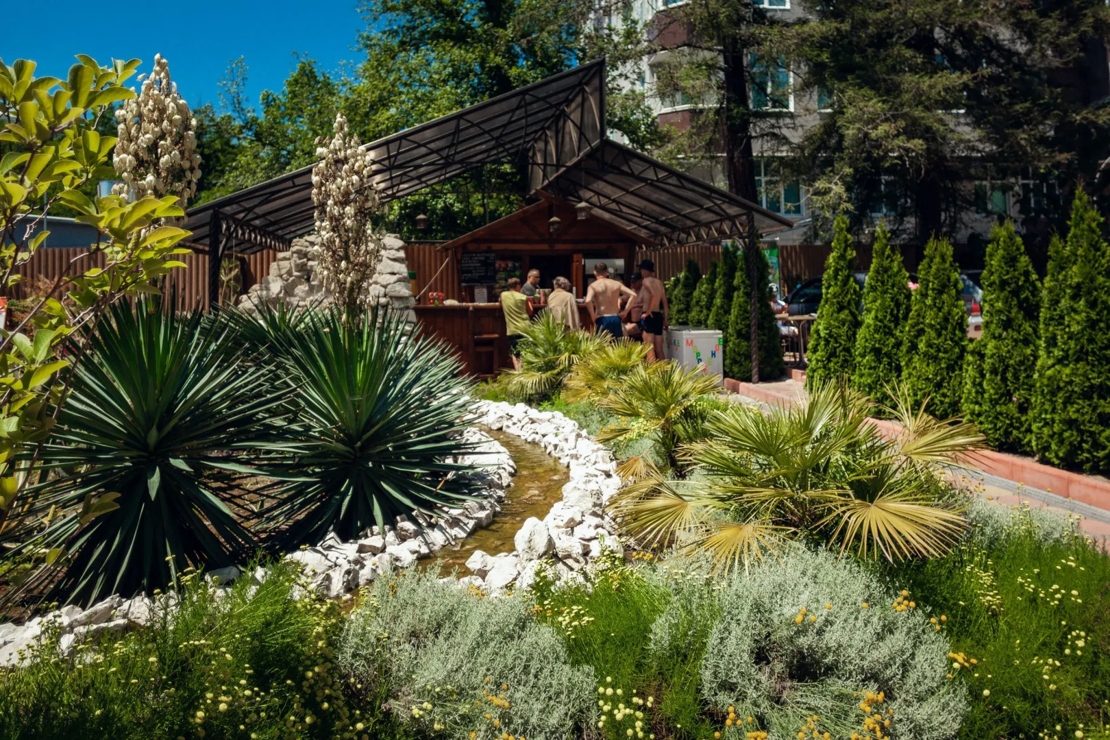 Отель Азалия