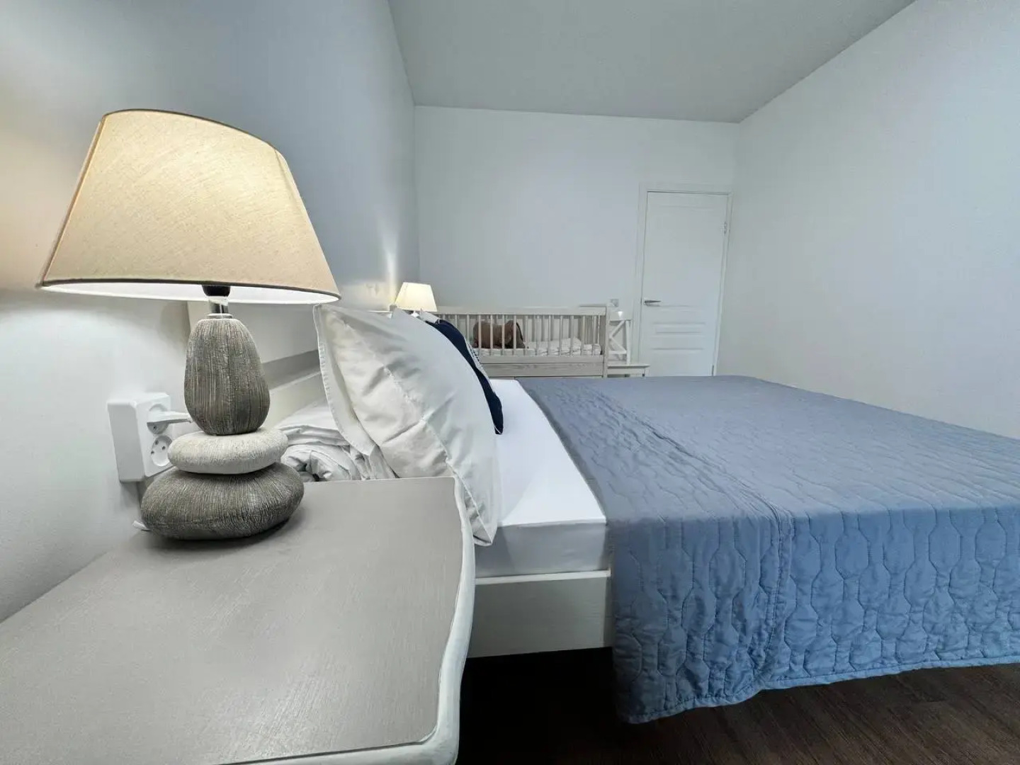 Апартаменты 39квартир с детской кроваткой