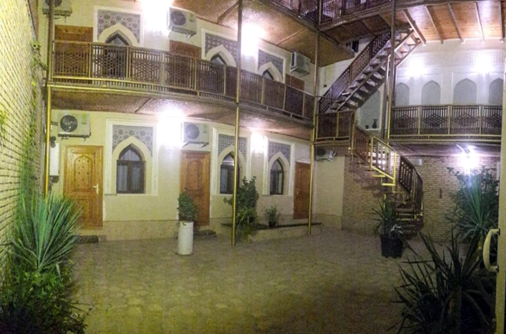 Отель Naqshband