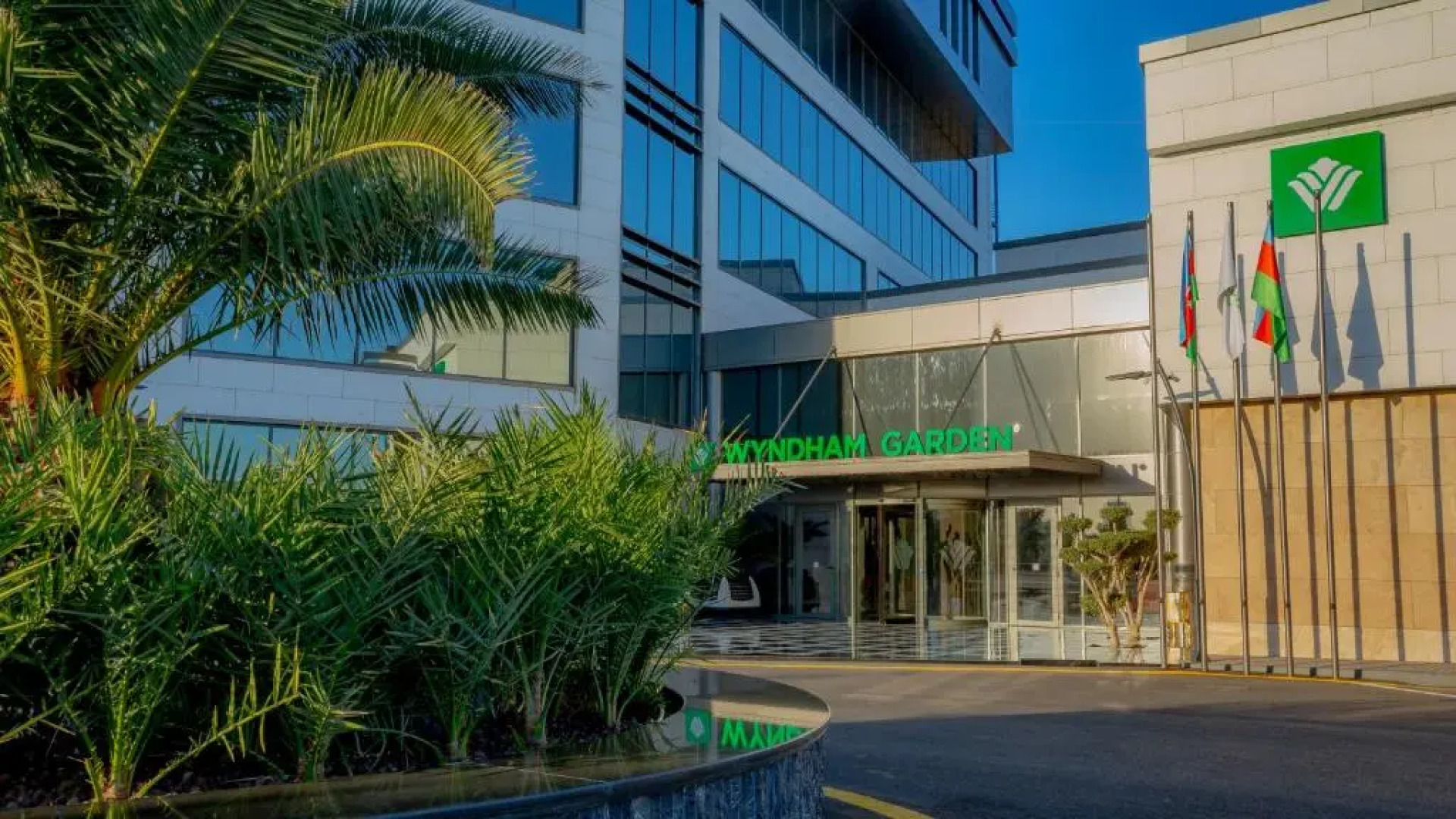 Отель Wyndham Garden Baku