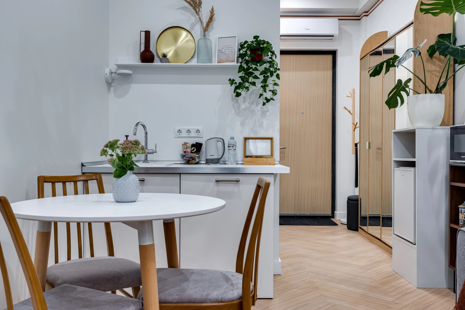 Апартаменты LIFE Таганская