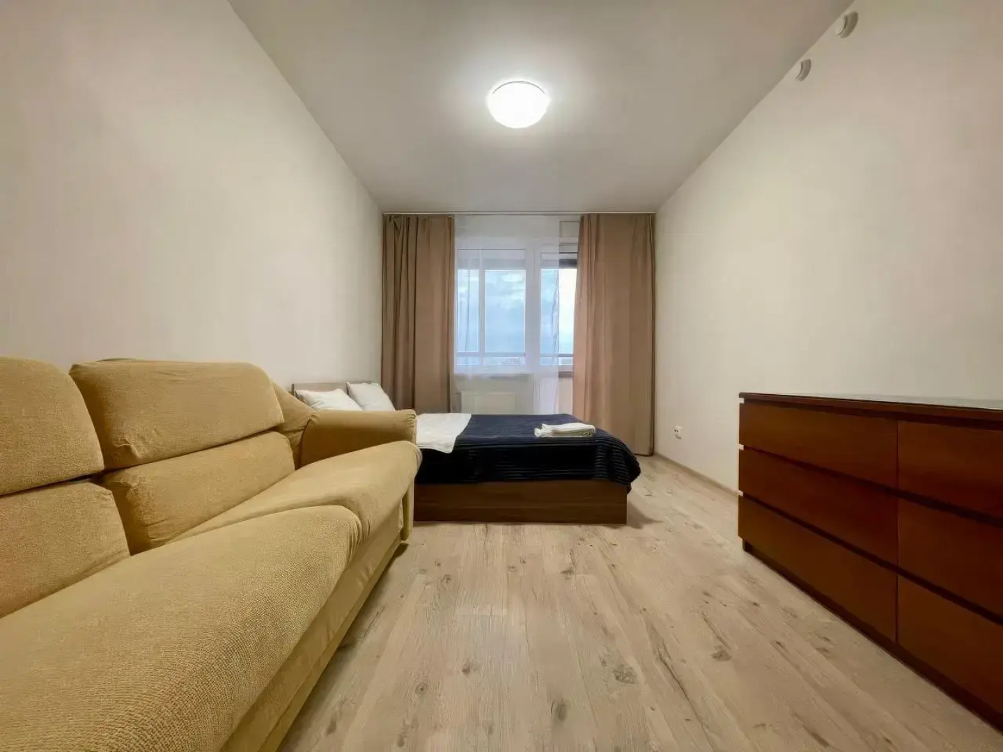 Апартаменты с Видом на Парк Метро Площадь Мужества 10 Минут Пешком