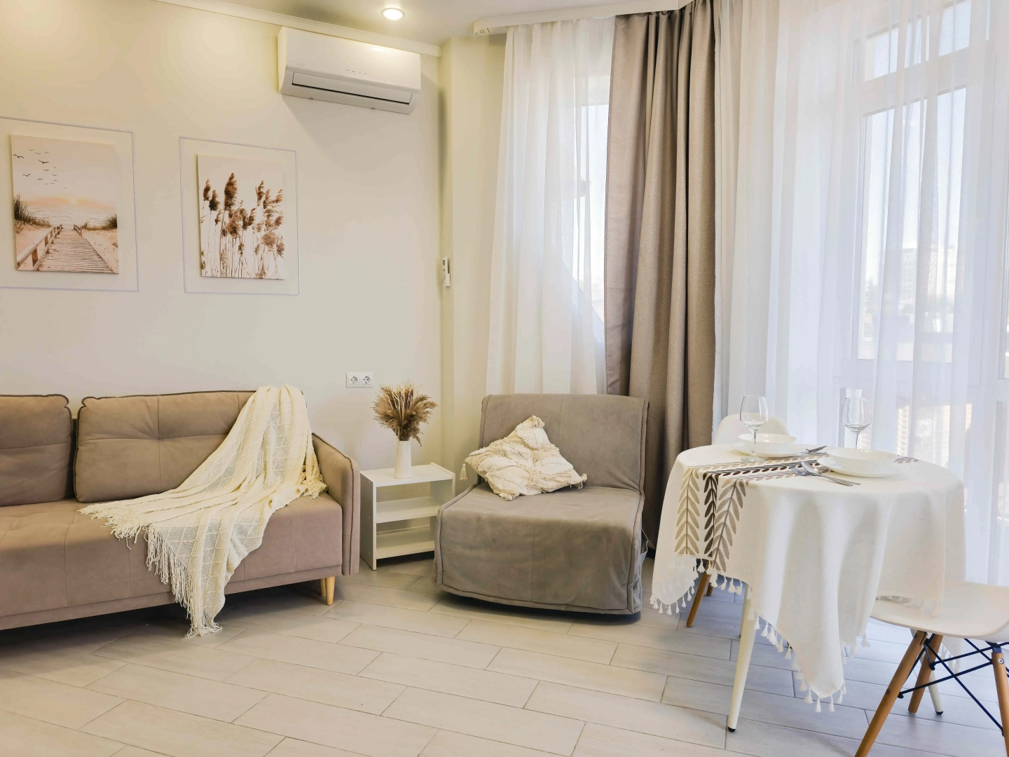 Квартира Светлая студия со своим балконом и потрясающим видом на море