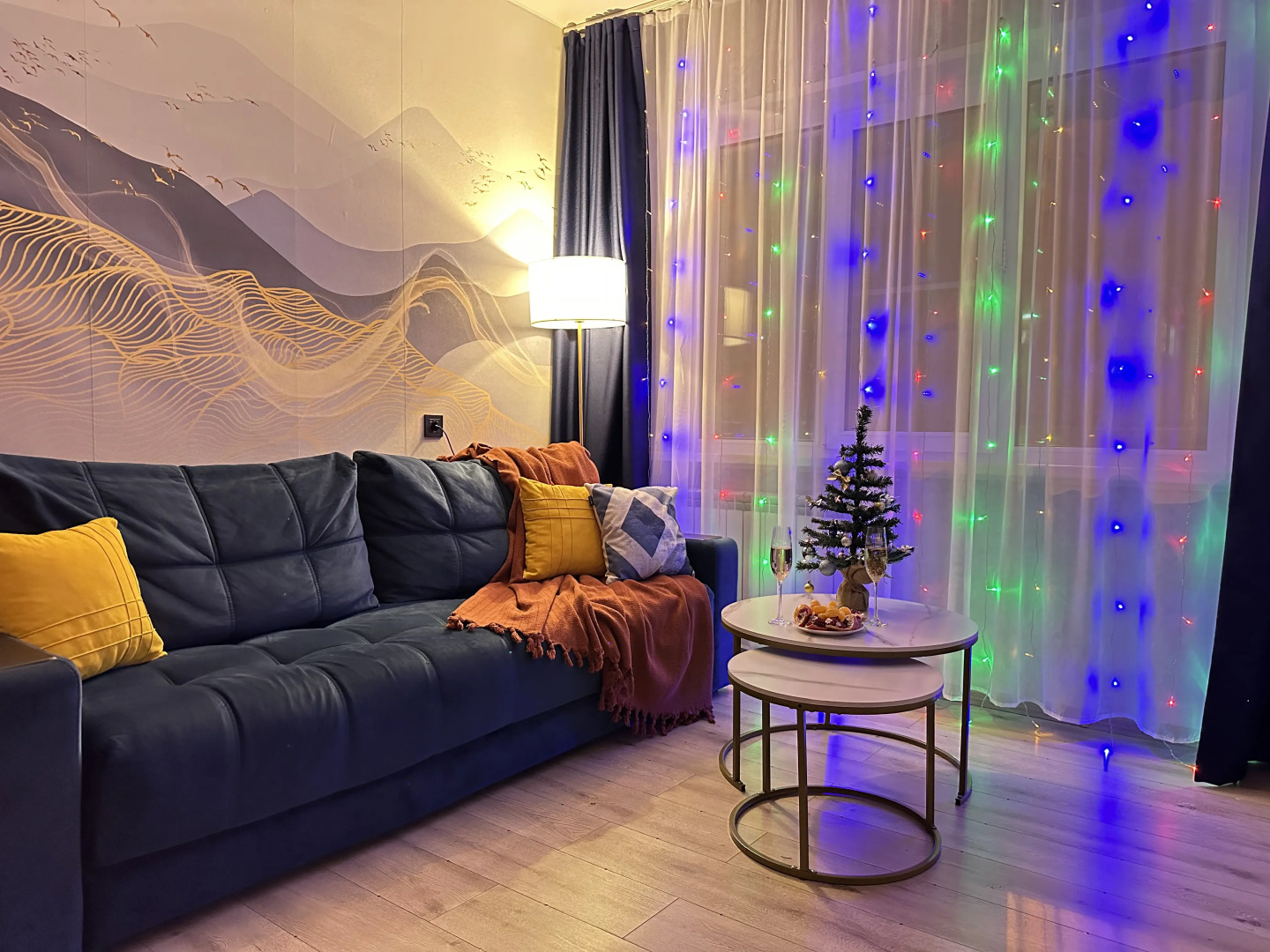 Квартира с двуспальной кроватью и круглосуточным заселением сеть Как дома