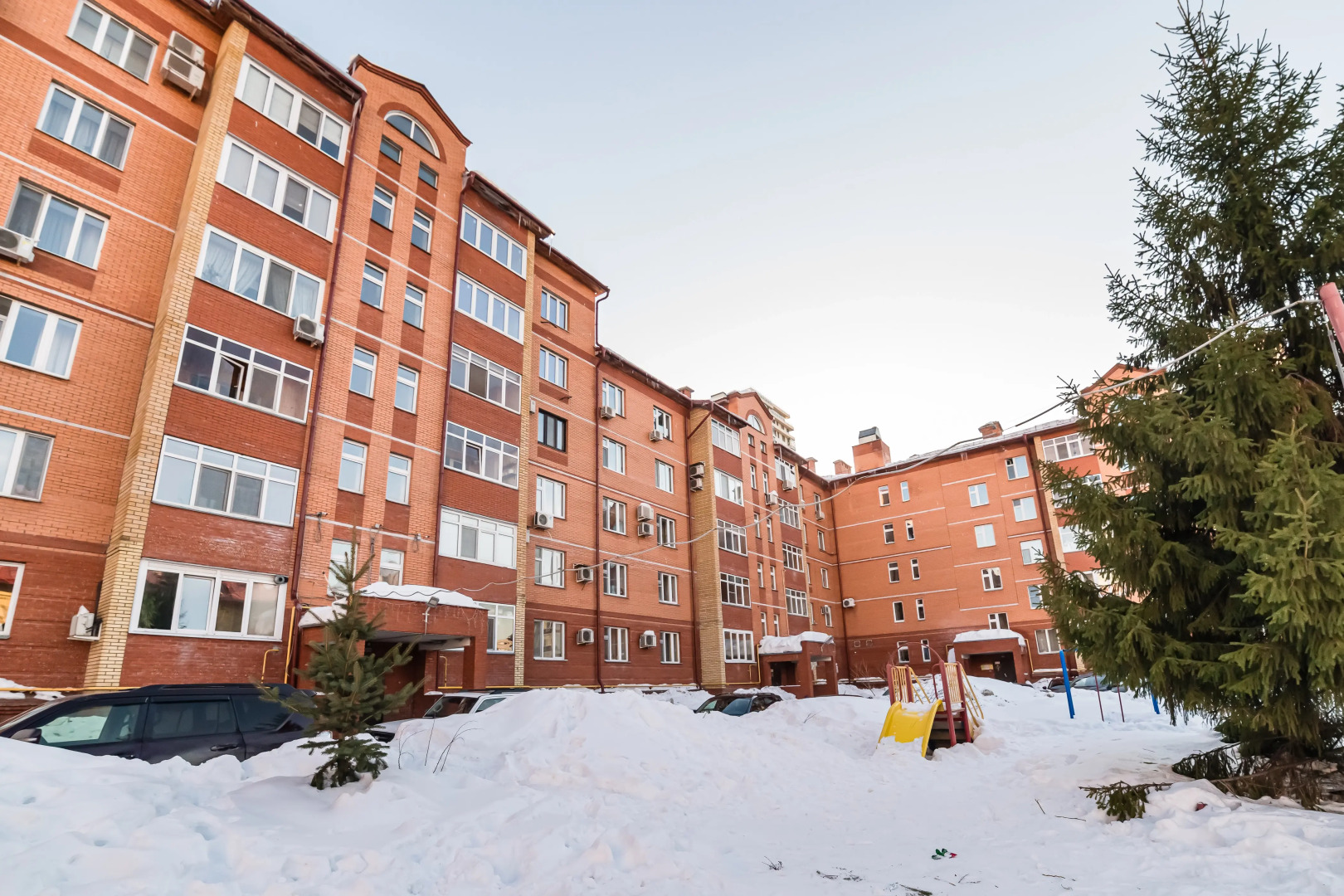 Апартаменты на Чистопольской у реки Казанки