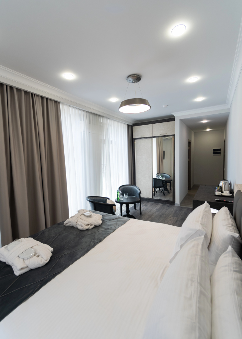 Отель Downtown Suites Hotel Yerevan