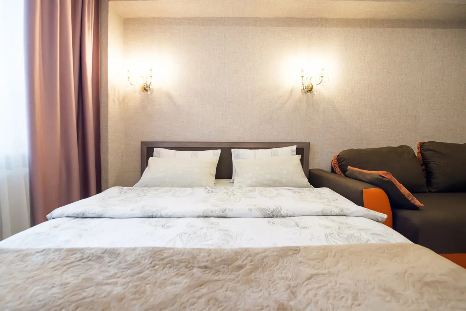 Квартира на Яшина 40 НаСутки35