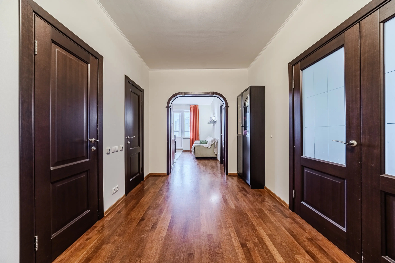 Квартира Просторная 2-х Комнатная Квартира в Московском Районе