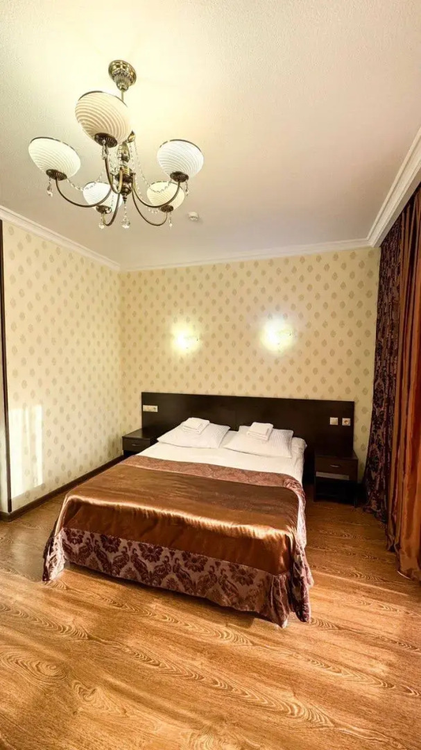 Отель Кавказ