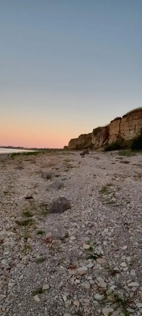 Бунгало с Террасой на Берегу Озера Ильмень