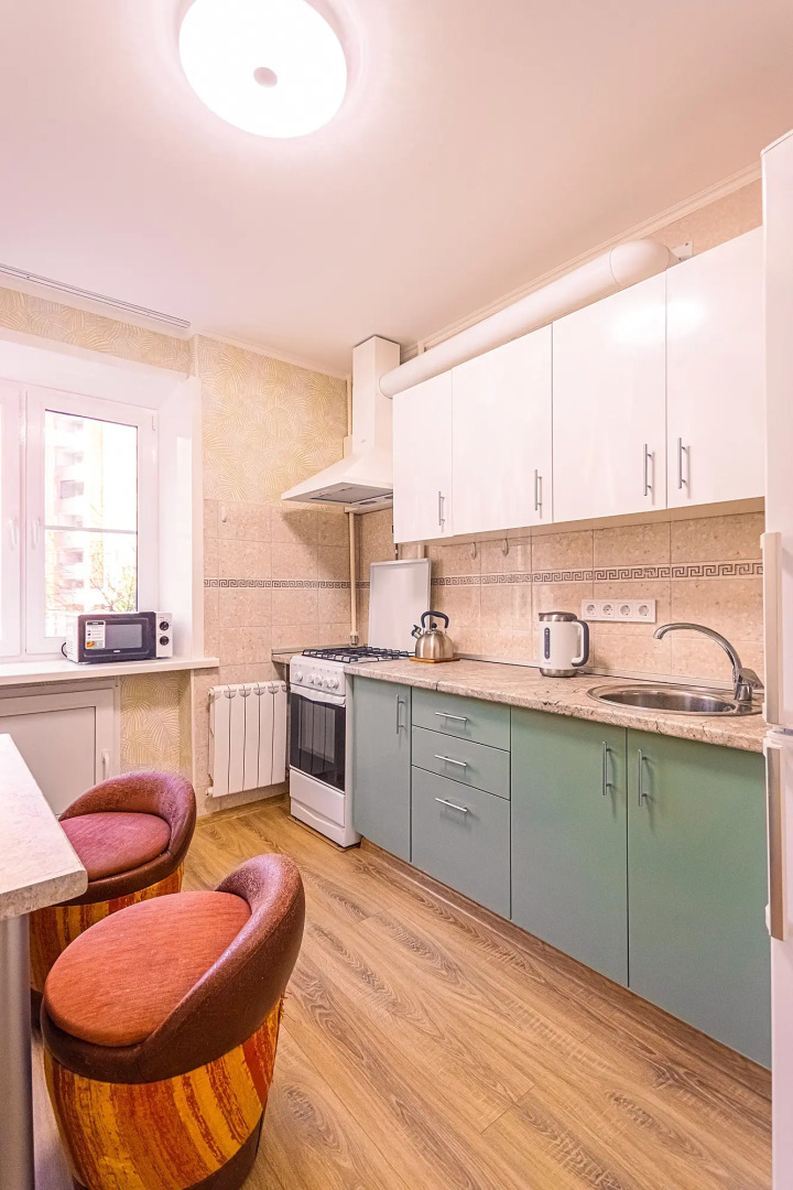 Квартира на Максима Горького 1