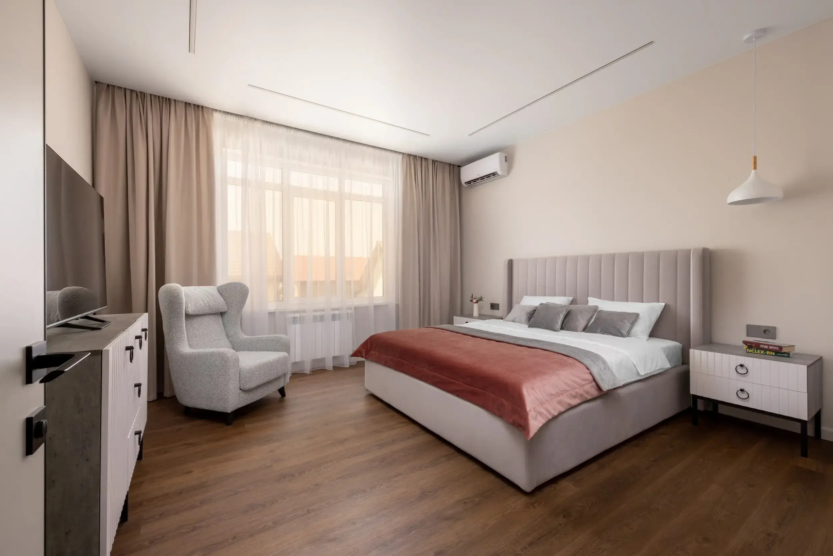 Вилла с подогреваемым бассейном и 6 спальнями