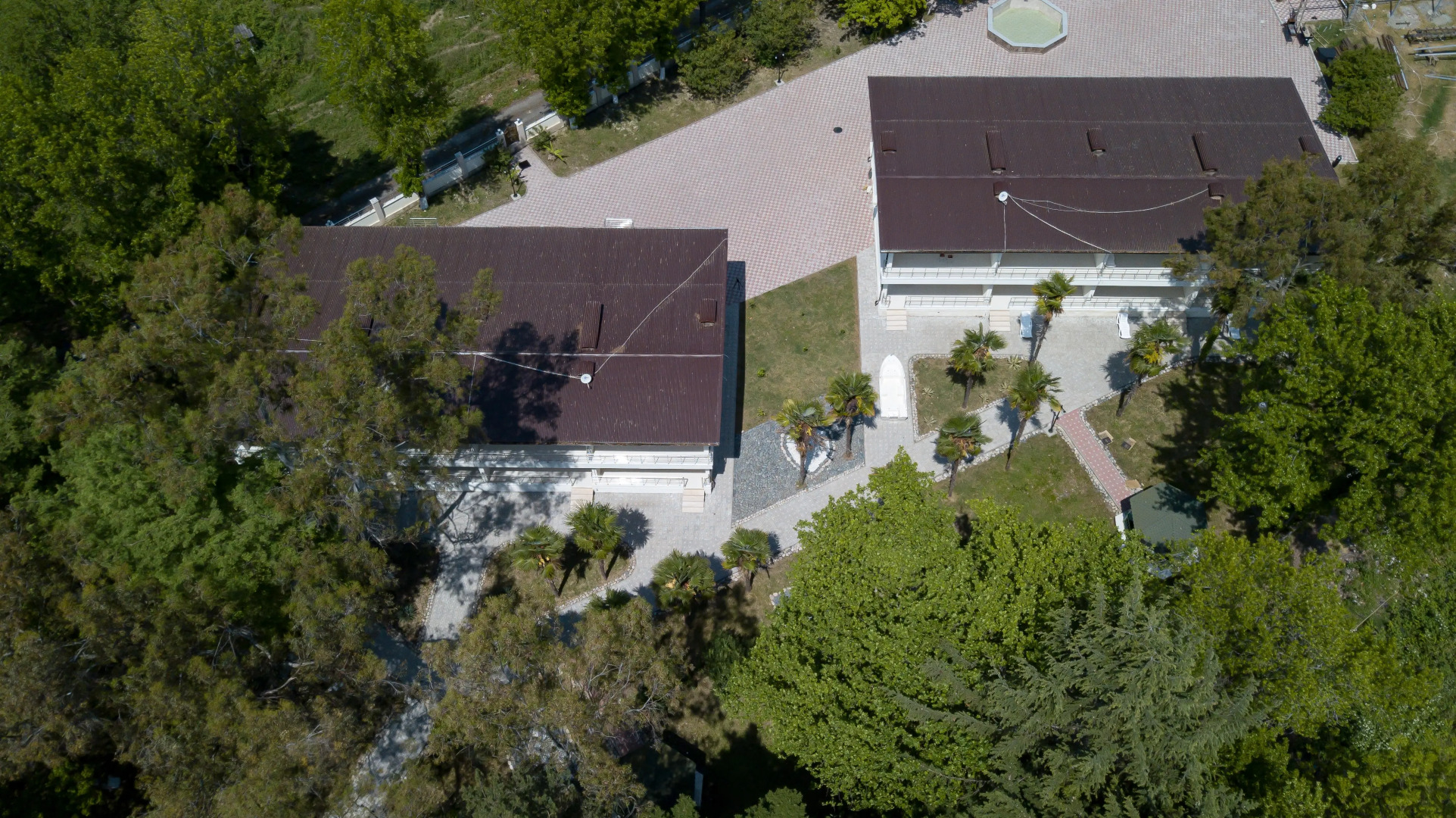 Отель Агудзера